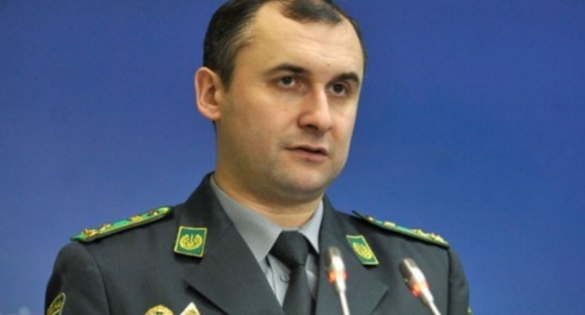 Пограничнику в кафе Мариуполя сломали челюсть за украинский язык Пограничнику в кафе Мариуполя сломали челюсть за украинский язык