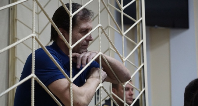 Денисова: политзаключенному Балуха угрожают переводом в изолятор для штрафников Денисова: политзаключенному Балуха угрожают переводом в изолятор для штрафников
