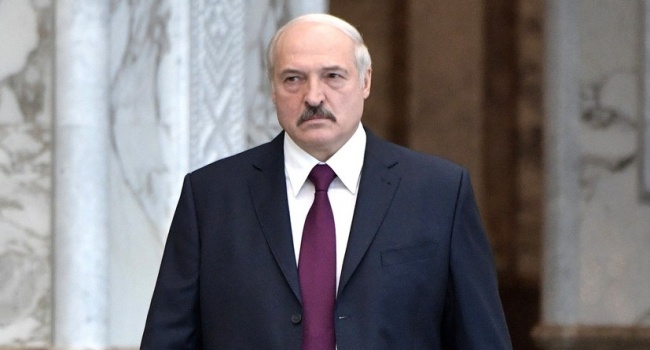 Лукашенко з побоюванням чекає навчань «Захід-2018», після завершення яких російські війська можуть залишитися в Білорусі