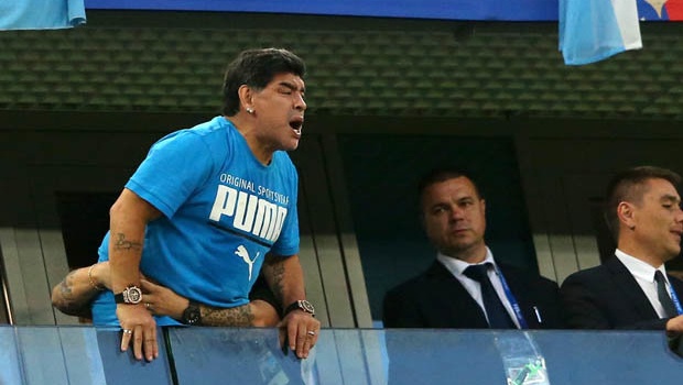 Марадоне стало плохо во время решающего матча для Аргентины