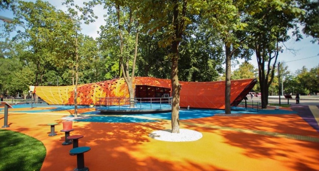 В Днепре открыли первый в Украине Инклюзивный парк