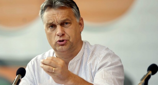 Орбан потребовал выдворить всех мигрантов из Евросоюза