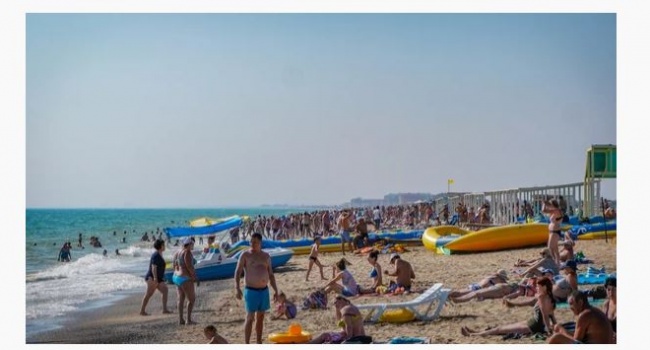 Блогер показал, сколько на самом деле туристов в Крыму Блогер показал, сколько на самом деле туристов в Крыму