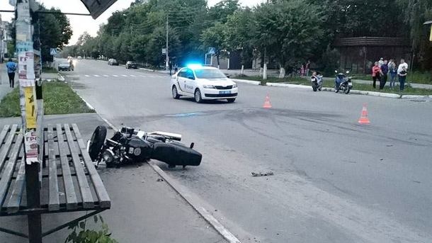 В Хмельницкой области полицейский сбил человека и решил сбежать с места преступления