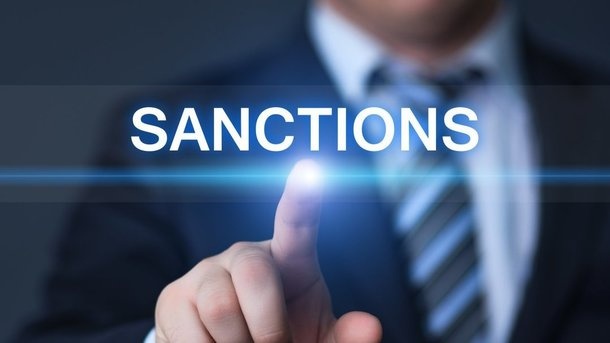Рон Джонсон назвал слабые места РФ, призывая дать стране отпор Рон Джонсон назвал слабые места РФ, призывая дать стране отпор