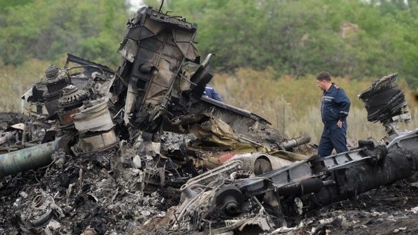 Порошенко: Россия должна ответить за катастрофу МН17 