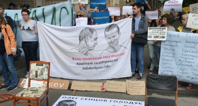 Ахеджаков: как Порошенко может освободить Сенцова, может признать Крым российским или сразу назначить Медведчука премьером?