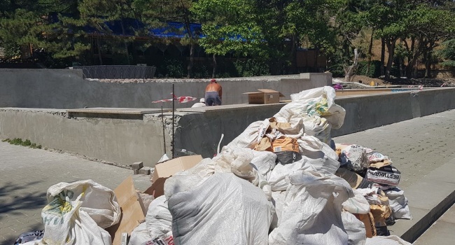 «Пустота и разруха в Крыму»: в сети показали, как выглядят Симферополь и Феодосия «Пустота и разруха в Крыму»: в сети показали, как выглядят Симферополь и Феодосия