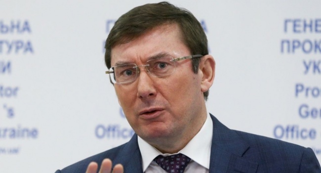 Политолог: Луценко приятно удивил своим 5 шагами борьбы с коррупцией, видно, что пони мание проблемы у него есть Политолог: Луценко приятно удивил своим 5 шагами борьбы с коррупцией, видно, что пони мание проблемы у него есть
