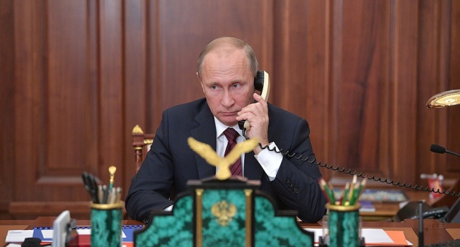 Путин очень надеялся на победу сборной России: в день игры дважды лично звонил Черчесову Путин очень надеялся на победу сборной России: в день игры дважды лично звонил Черчесову