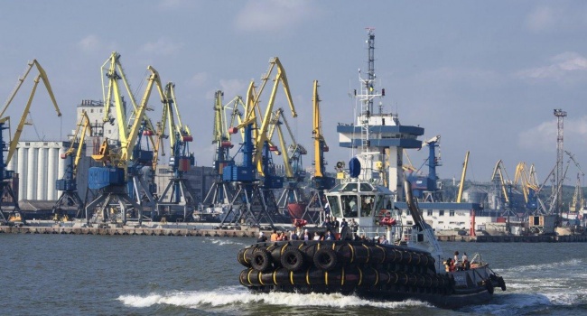 Эксперт: мяч на стороне России – под шумок ЧМ-2018 у Украины отжимают Азовское море