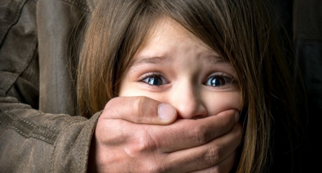 Новый закон: в Украине предлагают кастрировать педофилов