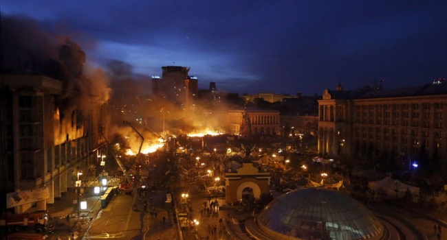 Госпереворот в Киеве: как власть РФ попытается сменить власть в Украине и ввести свои войска Госпереворот в Киеве: как власть РФ попытается сменить власть в Украине и ввести свои войска