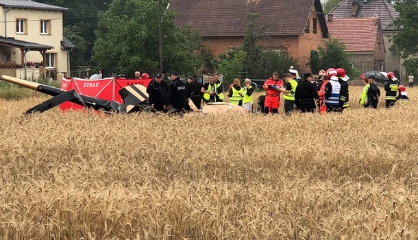 В Польше потерпел крушение вертолет, не обошлось без жертв: фото В Польше потерпел крушение вертолет, не обошлось без жертв: фото