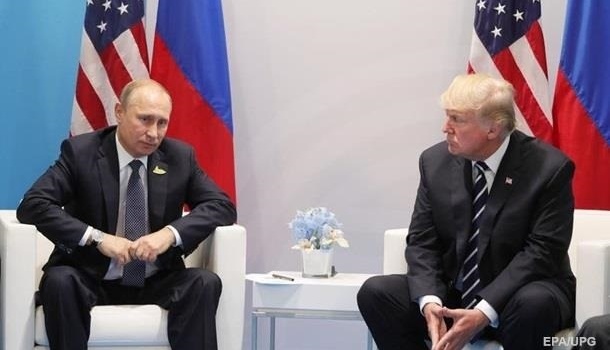 СМИ: Трамп будет обсуждать с Путиным цены на нефть СМИ: Трамп будет обсуждать с Путиным цены на нефть