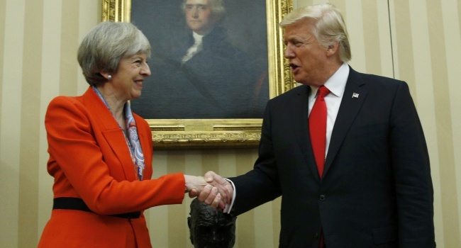 Трамп на встрече с Мэй рассказал, почему произошла аннексия Крыма Трамп на встрече с Мэй рассказал, почему произошла аннексия Крыма