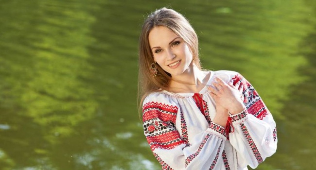 «Был святой день - День России»: в Харькове студентам, которые пришли на экзамен в вышиванках снизили баллы