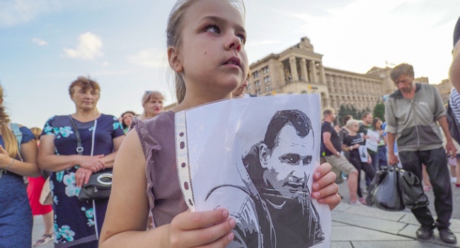 Олега Сенцова с Днем рождения поздравили в разных уголках планеты Олега Сенцова с Днем рождения поздравили в разных уголках планеты