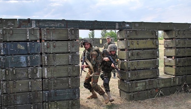 Представители Нацгвардии тренируют молдавских военных 