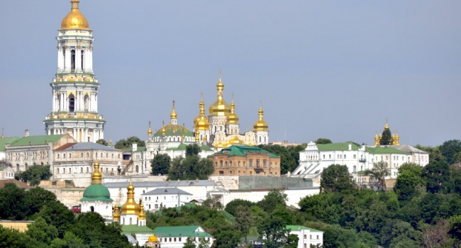 Член Синода Вселенского Патриархата: россияне не имеют никакого отношения к крещению Руси, ведь тогда крестились украинцы Член Синода Вселенского Патриархата: россияне не имеют никакого отношения к крещению Руси, ведь тогда крестились украинцы
