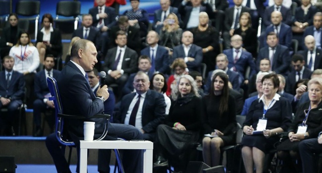 Айдер Муждабаев: Путина на самом деле не существует