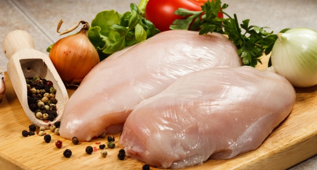 Евросоюз ограничил поставки мяса птицы из России