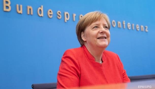 Должно быть в порядке вещей: Меркель порекомендовала Трампу и Путину чаще проводить встречи Должно быть в порядке вещей: Меркель порекомендовала Трампу и Путину чаще проводить встречи