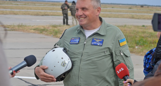 Украинцы - лучшие: выступления полковника на Су-27  вызвало восторг среди военных и обычных граждан 