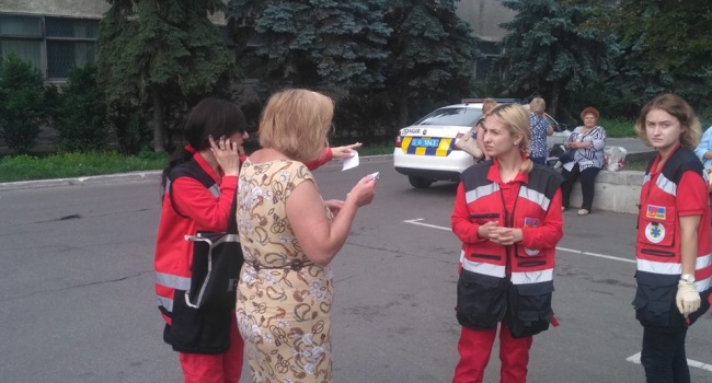 Титушки в Киеве захватили госпредприятие