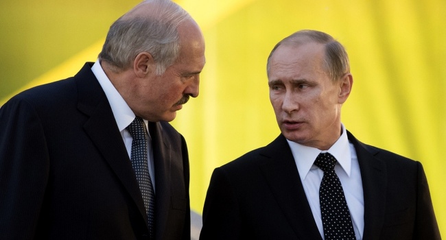 Социолог: Путин поставит Лукашенко ультиматум с требованием подписать договор об аншлюсе с Россией
