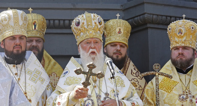 Ветеран АТО: никакой гражданской войны не будет, а будет украинская церковь, где службу будут править «рідною мовою» Ветеран АТО: никакой гражданской войны не будет, а будет украинская церковь, где службу будут править «рідною мовою»