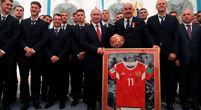 Российские спортсмены обрушились с жесткой критикой на Путина