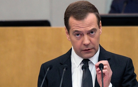 В МИД жестко прокомментировали поездку Медведева в Крым 