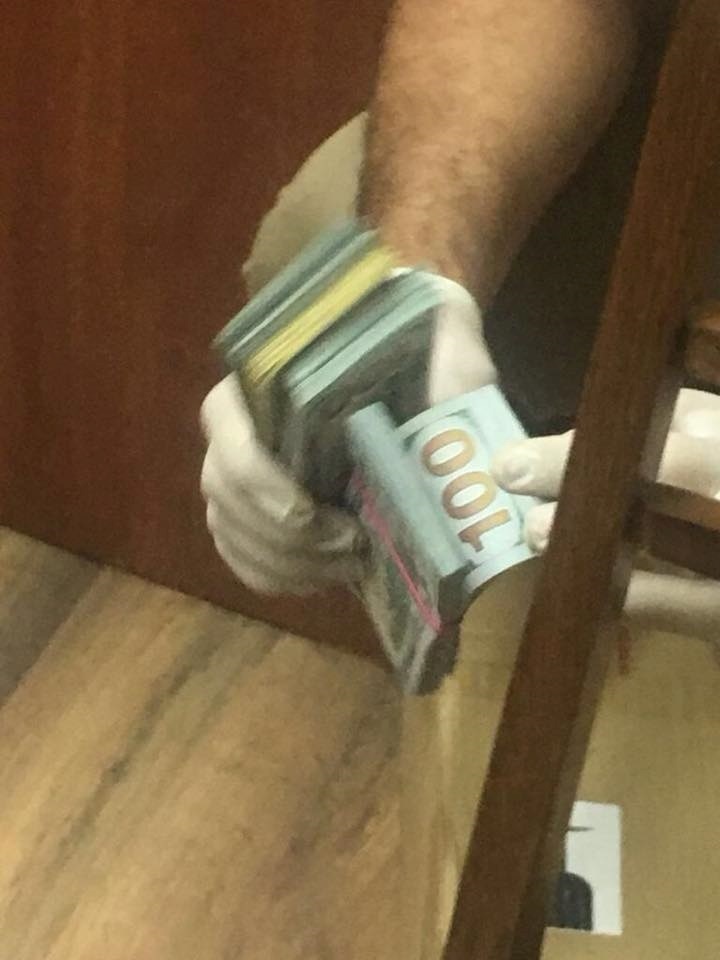 «Крупная коррупционная рыба»: прокурор ГПУ «погорел» на взятке в 50 тысяч долларов США «Крупная коррупционная рыба»: прокурор ГПУ «погорел» на взятке в 50 тысяч долларов США
