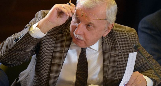 Российский пропагандист заявил украинской писательнице, что хотел бы задушить ее как преступницу 