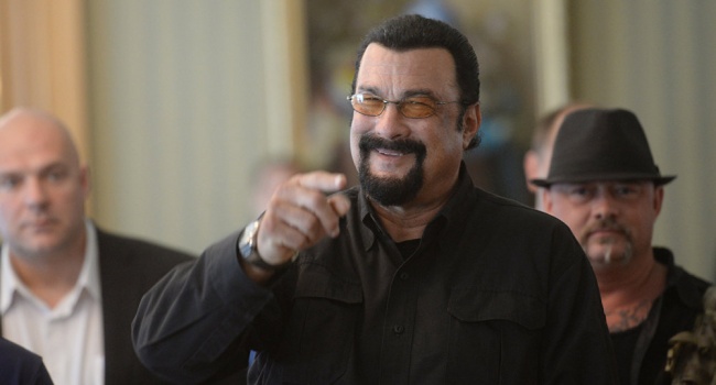 «Лучше бы Чака Норриса назначили»: в сети бурно отреагировали на нового специального представителя МИД РФ Стивена Сигала «Лучше бы Чака Норриса назначили»: в сети бурно отреагировали на нового специального представителя МИД РФ Стивена Сигала