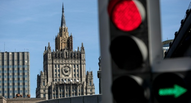 Волонтер: это удар по кошельку каждого россиянина – пусть готовятся консервировать крапиву на зиму Волонтер: это удар по кошельку каждого россиянина – пусть готовятся консервировать крапиву на зиму