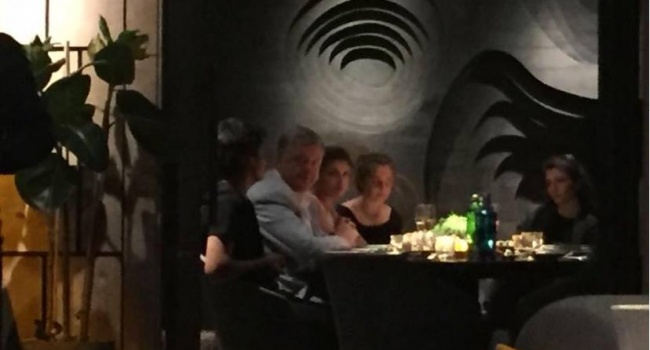 Блогер: «Вы серьезно? Случайный политтехнолог случайно сфотографировал Порошенко в ресторане?»