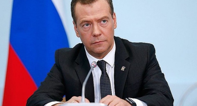 Политолог: Медведев фактически признал провал тактики Кремля – Грузия и Украина движутся в НАТО Политолог: Медведев фактически признал провал тактики Кремля – Грузия и Украина движутся в НАТО