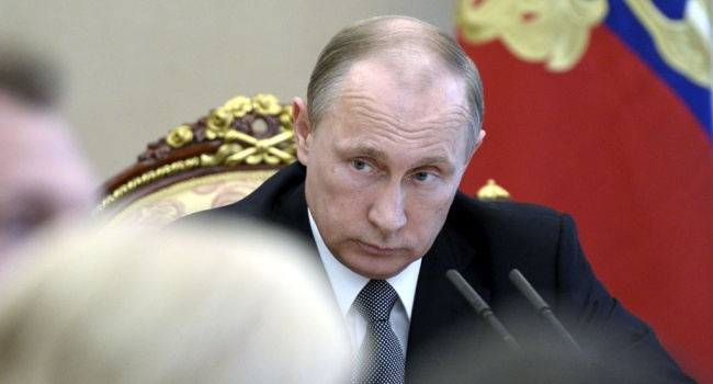 Новые санкции против банковского, нефтяного и финансового секторов РФ – это по-настоящему может подорвать мощь Кремля, – журналист Новые санкции против банковского, нефтяного и финансового секторов РФ – это по-настоящему может подорвать мощь Кремля, – журналист
