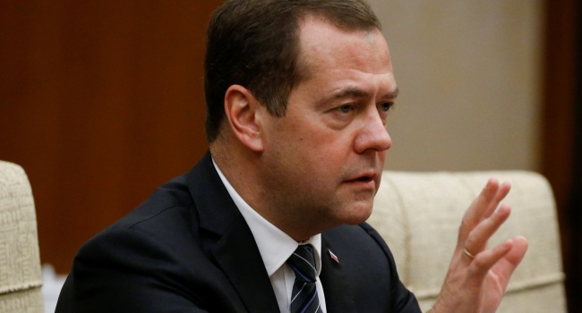Кох о Медведеве: Он запомнится людям вторжением в беззащитную страну 
