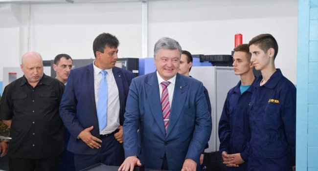 Президент дал старт производственной линии по изготовлению артиллерийских снарядов больших калибров Президент дал старт производственной линии по изготовлению артиллерийских снарядов больших калибров