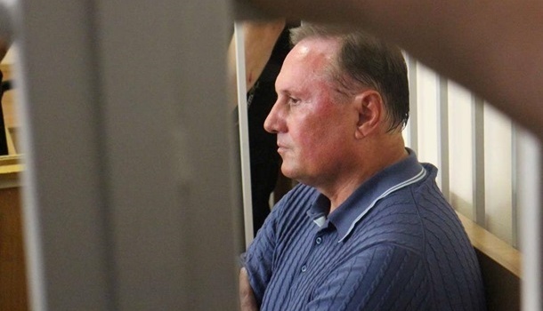 Арест Ефремова продлили до октября Арест Ефремова продлили до октября