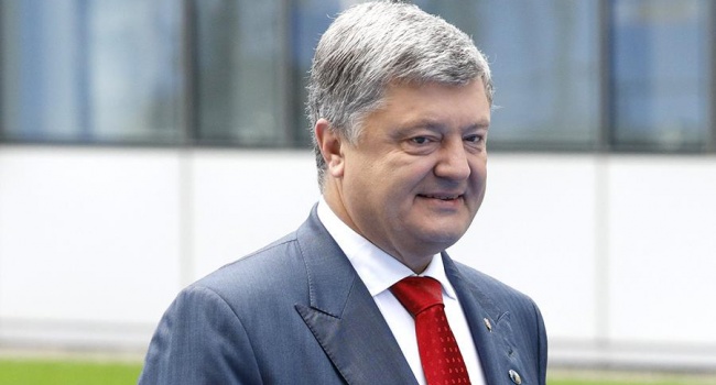 Блогер: «Посмотрите, кто стал владельцем автобусных компаний, и поймете, почему Украина разрывает ж/д сообщение с Россией» Блогер: «Посмотрите, кто стал владельцем автобусных компаний, и поймете, почему Украина разрывает ж/д сообщение с Россией»