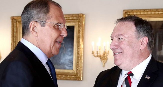 Лавров пожаловался Госсекретарю США на новые антироссийские санкции Лавров пожаловался Госсекретарю США на новые антироссийские санкции