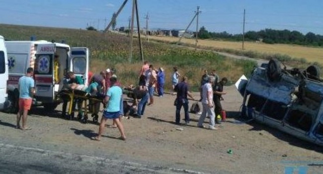 ДТП на Запорожье: в больнице умер мальчик, а водитель не имел разрешения на перевозку