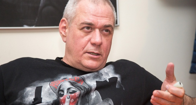Скандальный журналист поразил заявлением о России: «Это с*ка оттр*ханная, которая заслужила Путина» Скандальный журналист поразил заявлением о России: «Это с*ка оттр*ханная, которая заслужила Путина»