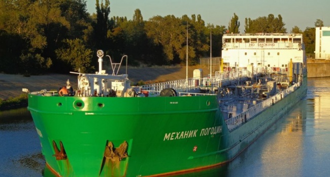 В России заявили, что будут топить украинские корабли, назвав ВМС Украины "пиратскими вылазками" 