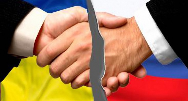 Украина намерена ввести санкции против изданий России