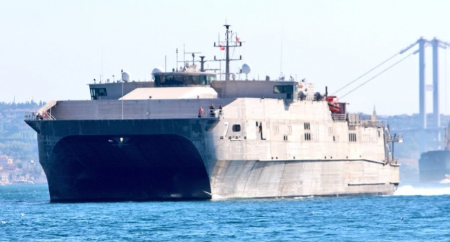 В акваторию Черного моря вошел уникальный американский военный корабль 